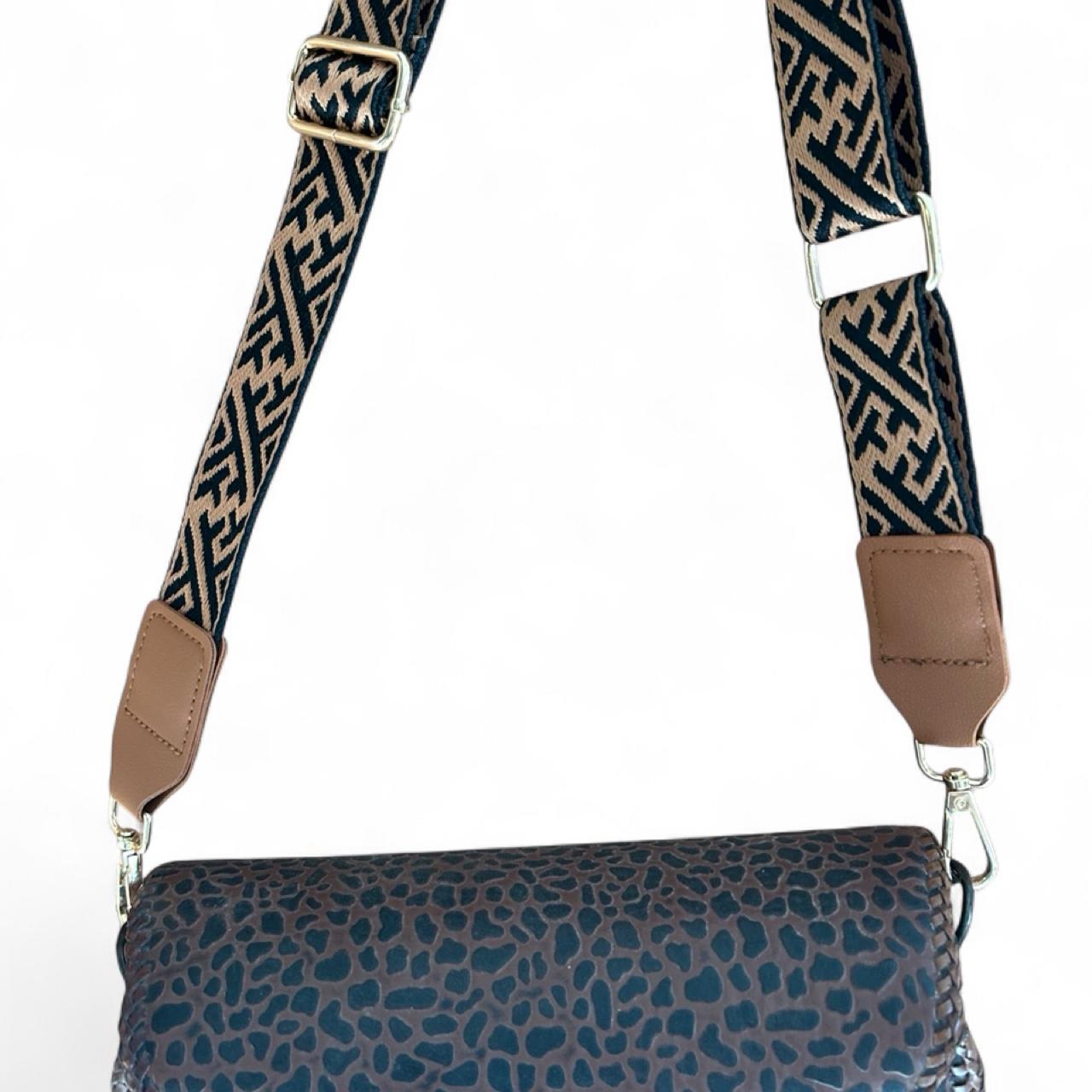 Vintage Women's Embossed Brown Crossbody Shoulder Bag - Image 4
