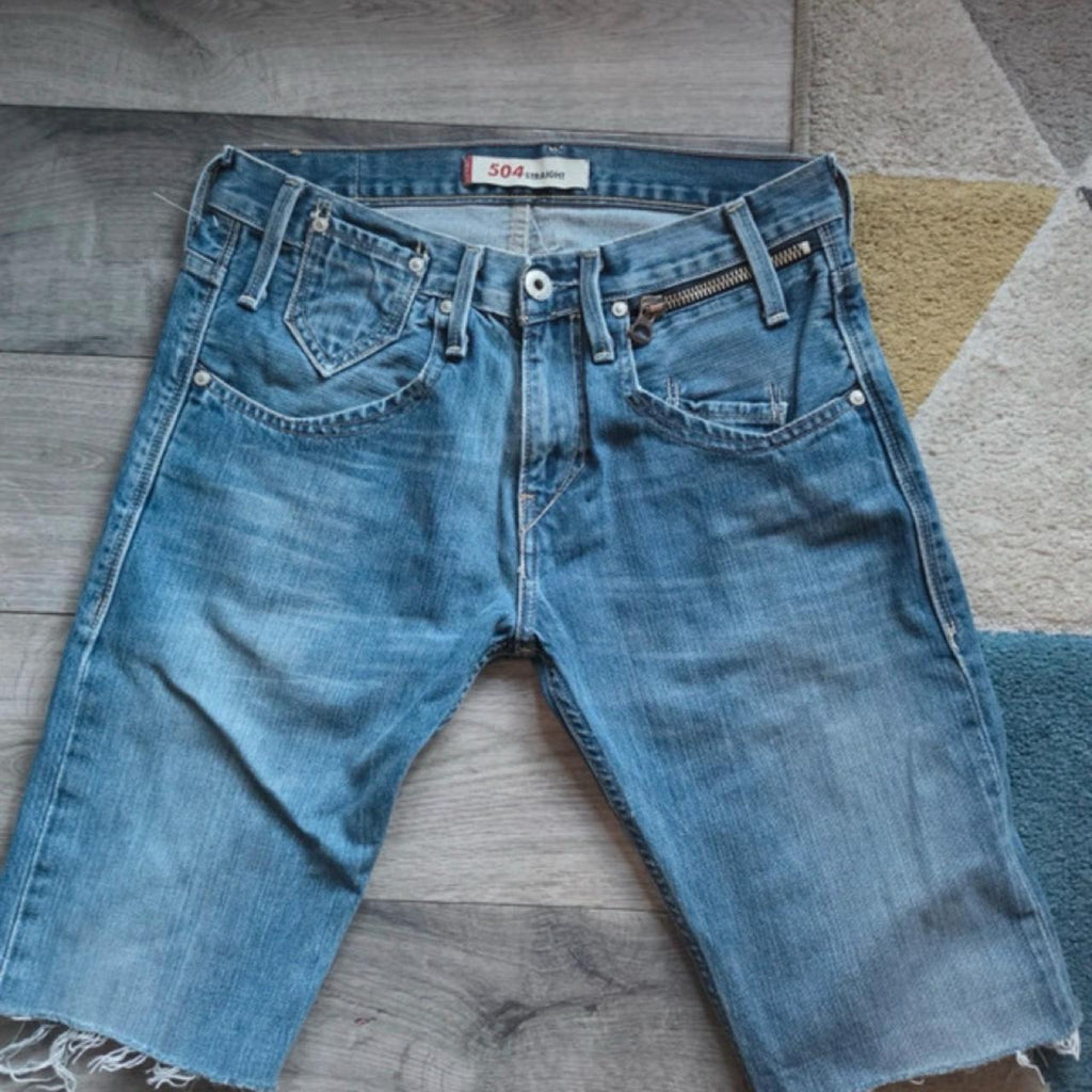 Levi's 504 Straight Cut-Off Denim Shorts - Image 4