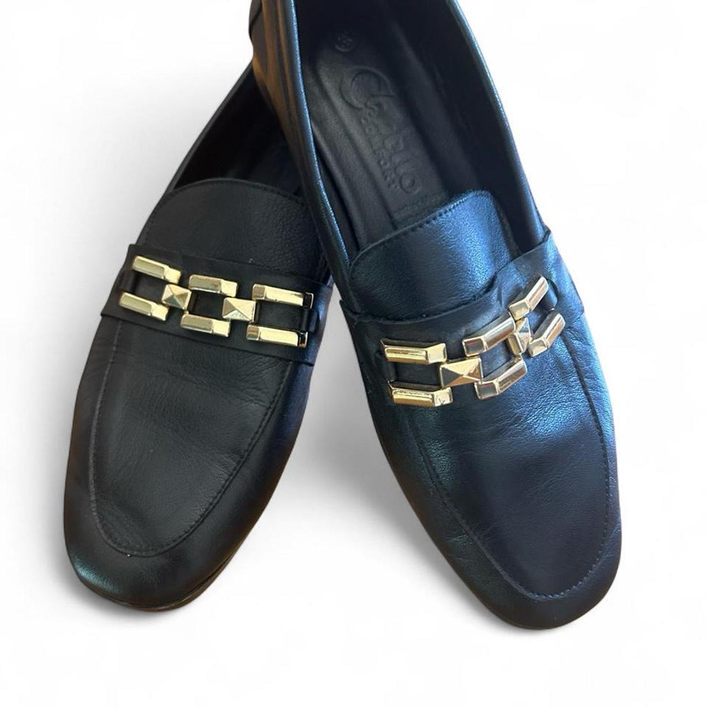 Cabello Comfort Black Leather Loafers With Gold Chain Detail - Image 4