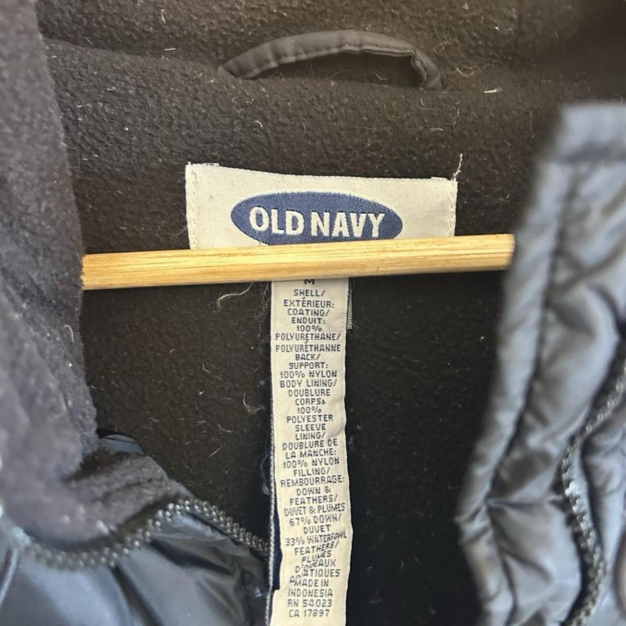 Old Navy Women's Quilted Puffer Jacket - Image 3