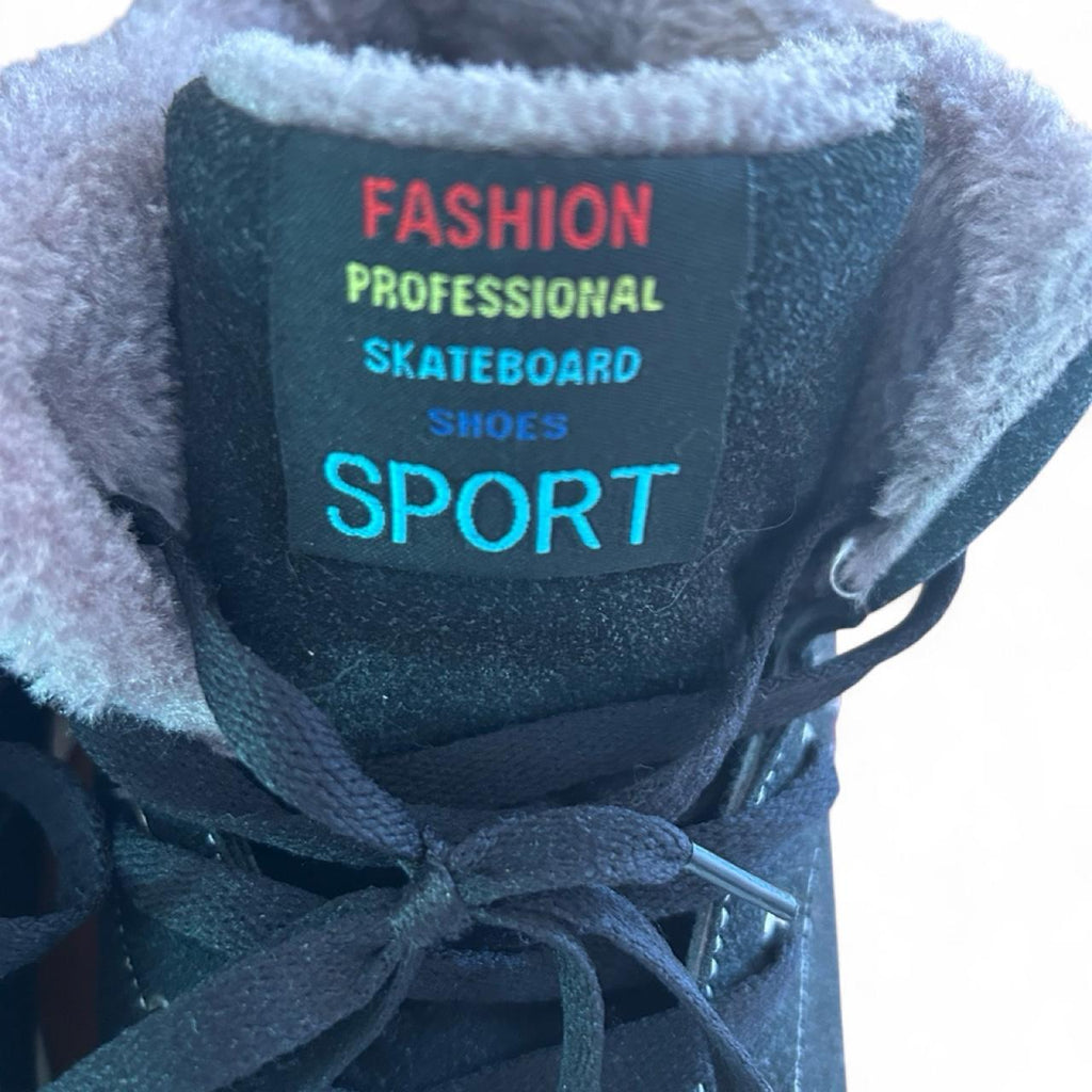 Fashion Essentials Black Professional Skateboard Boots - Image 3