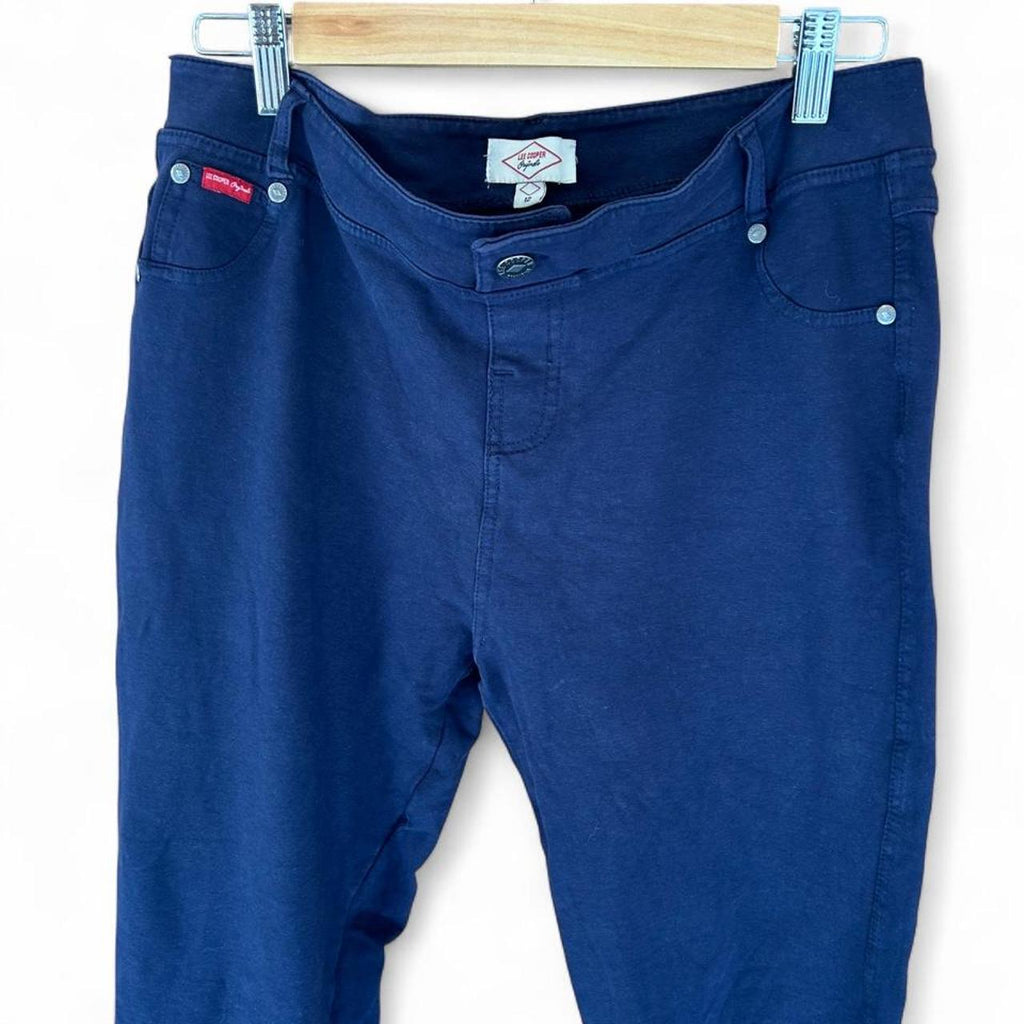 Lee Cooper Originals Women's Stretch Straight Leg Pants - Image 4
